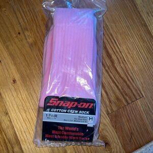 New in Package! Womens Medium Pink Snap On Socks